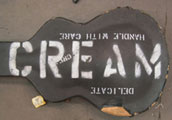 エリック・クラプトン335"CREAM"ロゴハードケースリアルオールド仕上げ表側