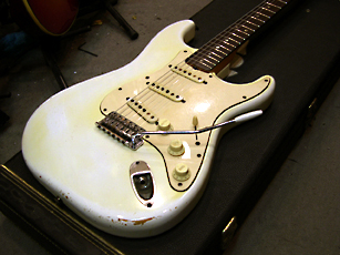 FenderUSA ST WHリアルオールド仕上げ